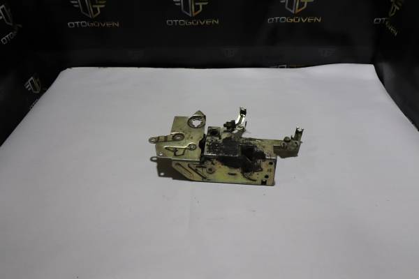 FORD TRANSİT 430 ED ÇIKMA PARÇA TRANSİT V347 ÖN KAPI KİLİDİ